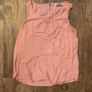 Pink tank top